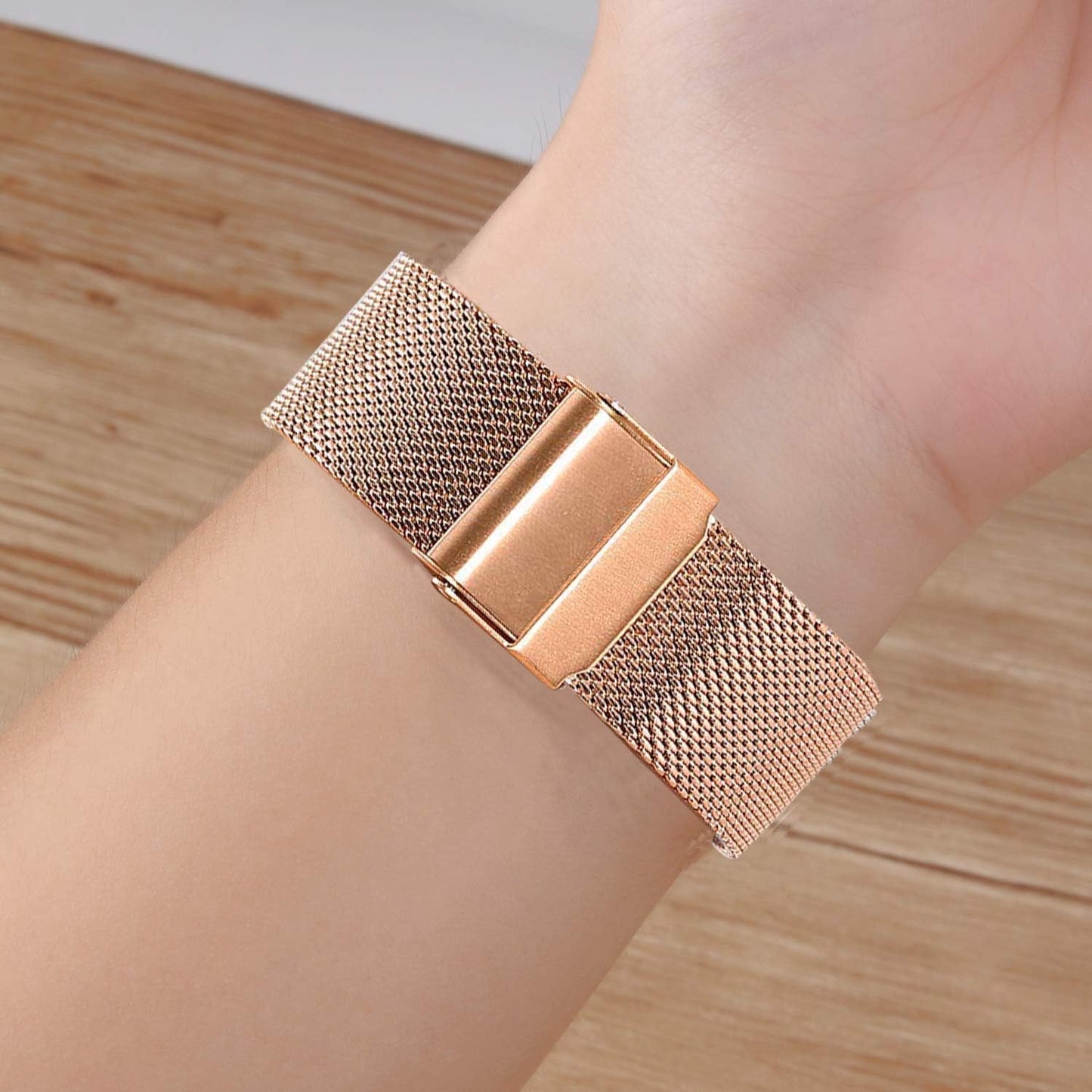 Vicrior Band Compatible with Garmin Vivoactive 4S / Venu 2S/ Vivomove 3S, 18Mm Mesh Woven Stainless Steel Wrist Bracelet Bands Strap for Fossil Gen Women'S 5E / Gen 6 / Q Venture Gen 4 HR, Rose Gold ViCRiOR