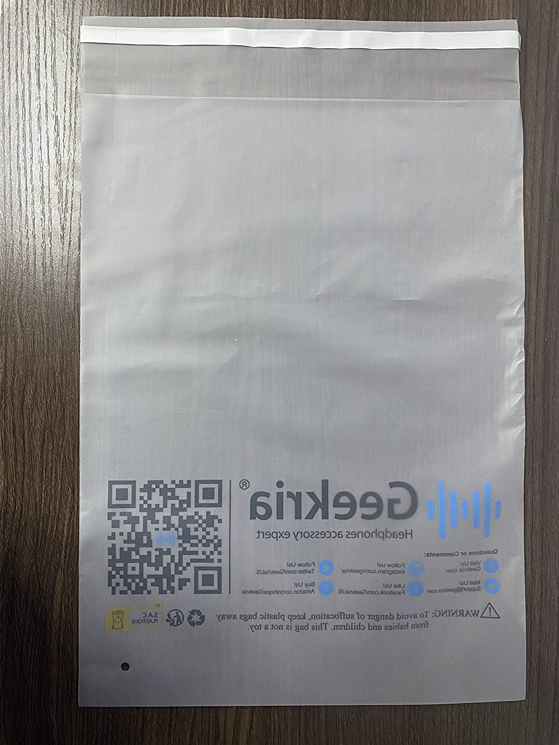 Geekria Headphones Pouch Compatible with Airpod Max Case, Replacement Protective Travel Carrying Bag with Cable Storage (Black) Geekria