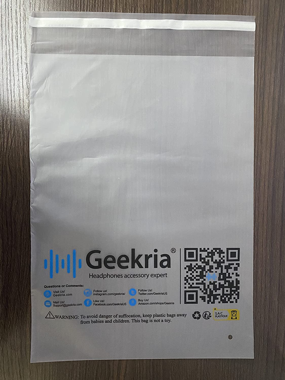 Geekria Shield Headphones Case, Compatible with Airpod Max Headphones Case, Replacement Hard Shell Travel Carrying Bag with Room for Smart Case and Accessories Storage (Green) Geekria