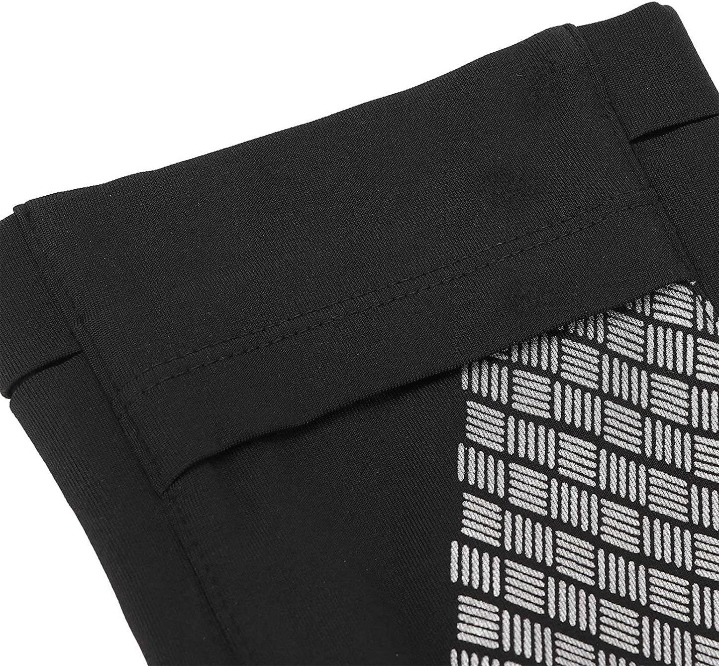 CUTULAMO Running Arm Band Strap, Anti-Slip Design Ultra‑Light Material Phone Armband Sleeve for Walking the Dog for Hiking for Running for Lifting Weights(L) CUTULAMO