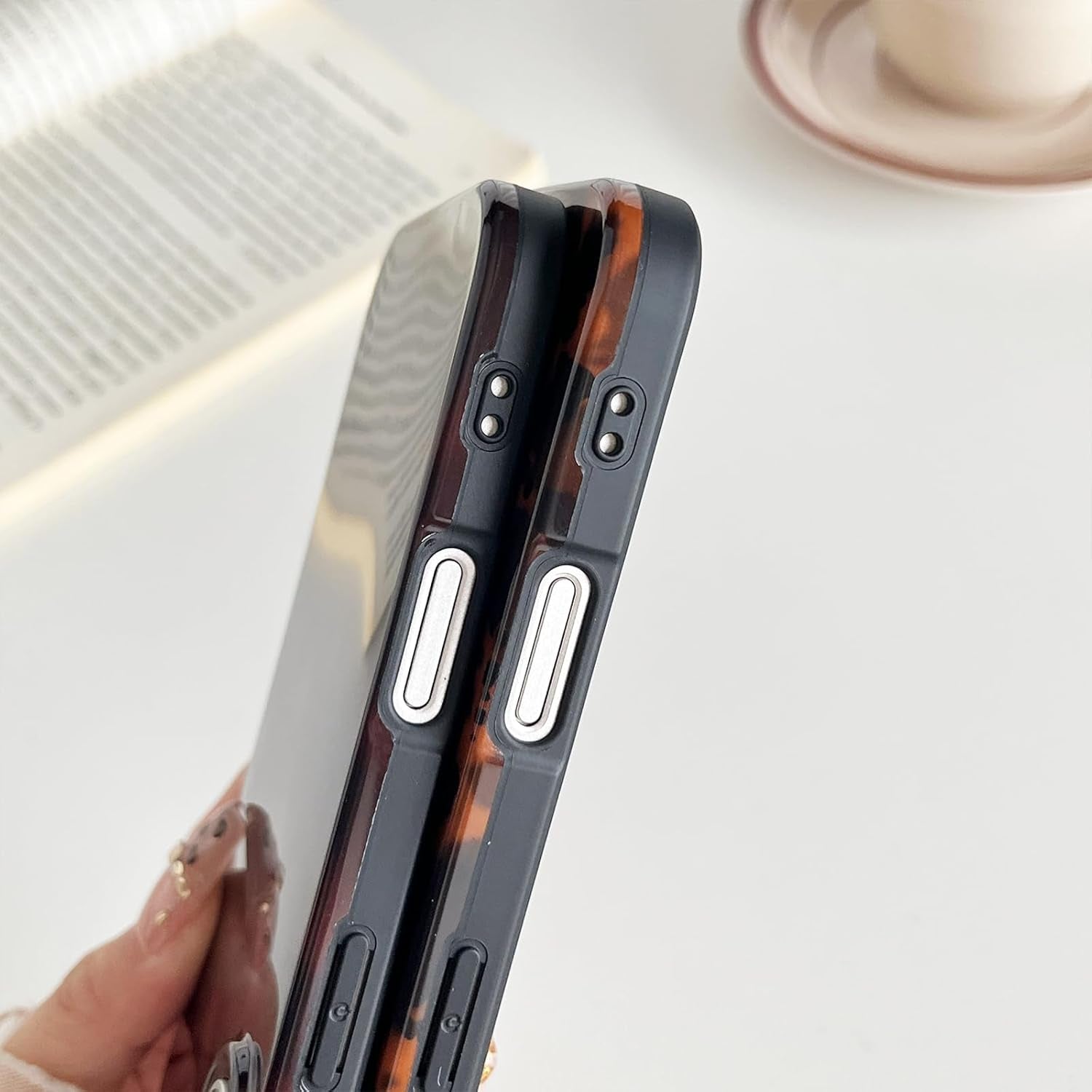 Compatible with Iphone 17 Pro Max Case, Tortoise Shell Chic Amber Brown Print Leopard, Fashion Classic Soft TPU Protective Case for Women Compatible with Iphone 17 Pro Max 6.9 '', Color2