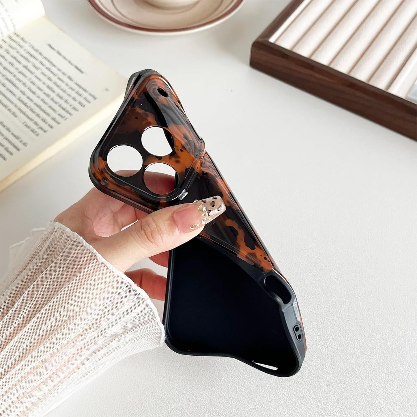 Compatible with Iphone 17 Pro Max Case, Tortoise Shell Chic Amber Brown Print Leopard, Fashion Classic Soft TPU Protective Case for Women Compatible with Iphone 17 Pro Max 6.9 '', Color2