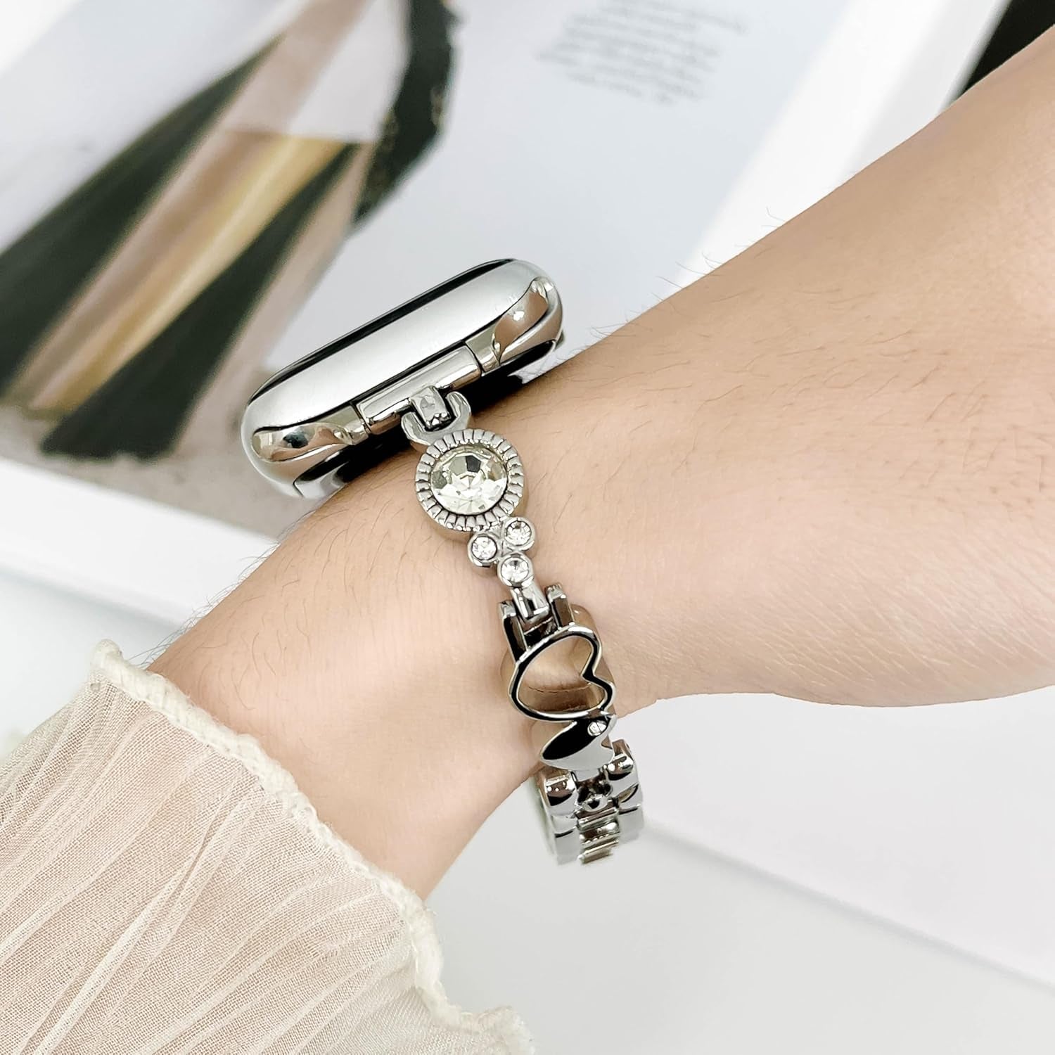 Bling Diamond Metal Bands Compatible with Apple Watch Band 38Mm 40Mm 41Mm 42Mm 44Mm 45Mm 49Mm, Women Jewelry Strap Dressy Heart Bracelet for Iwatch Series 9 8 7 6 5 4 3 2 1 SE Ultra