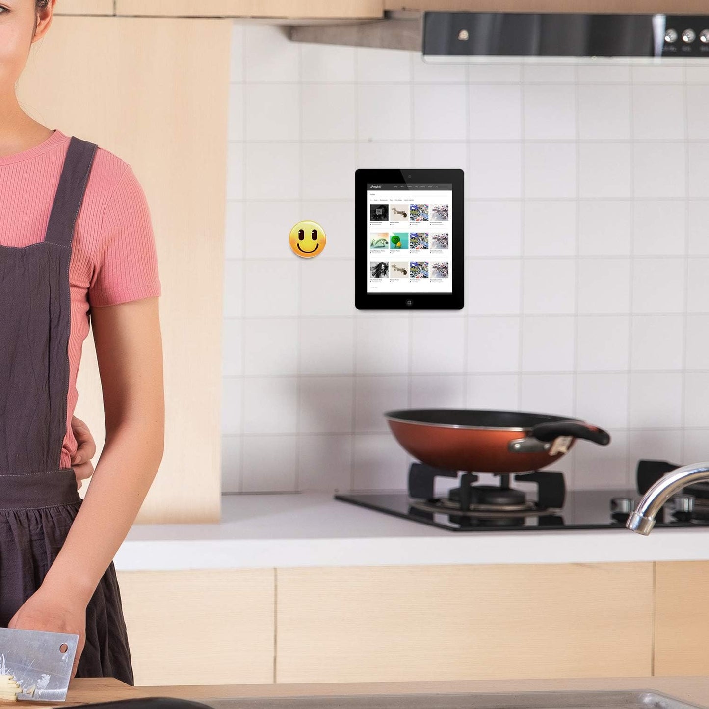 Nano Gel Pad Traceless Magic Stickers Anti-Slip Pads Reusable Nano Casual Paste Sticky Car Phone Holder Washable Multi-Functional for Car Home Office Storage American Flag 2Pcs  aoory   