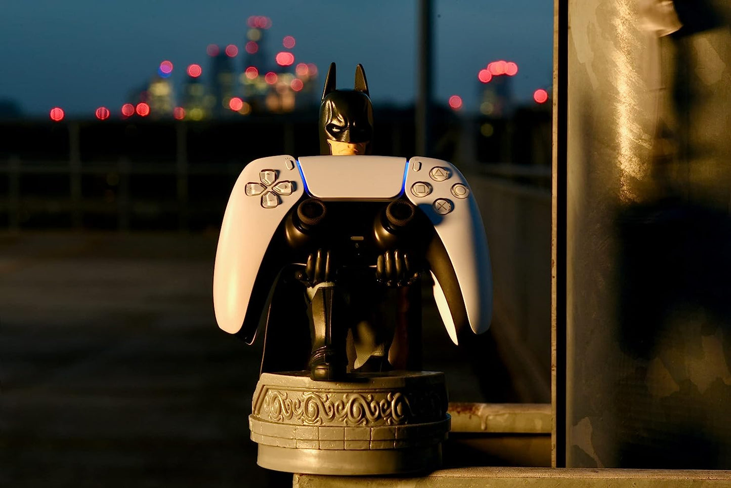 Cable Guys - Batman Gaming Accessories Holder & Phone Holder for Most Controller (Xbox, Play Station, Nintendo Switch) & Phone  Exquisite Gaming   