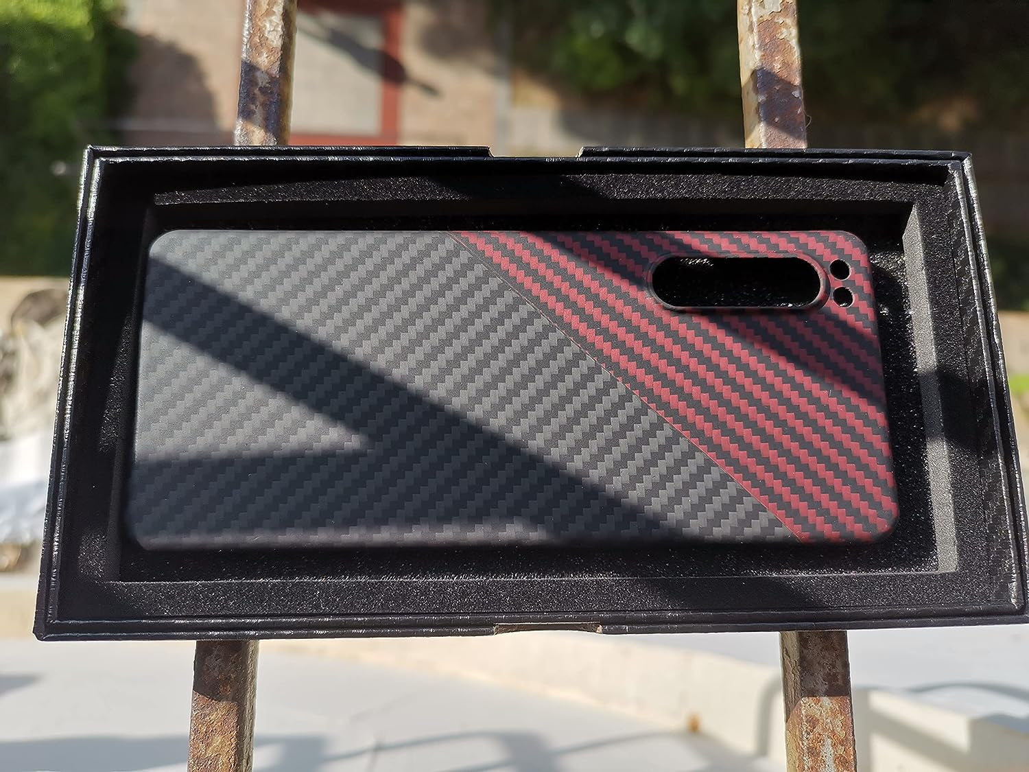 GIMENOHIG Ultra Slim and Lightweight Aramid Carbon Fiber Case for Sony Xperia 5 Iv (Red Black)  GIMENOHIG   