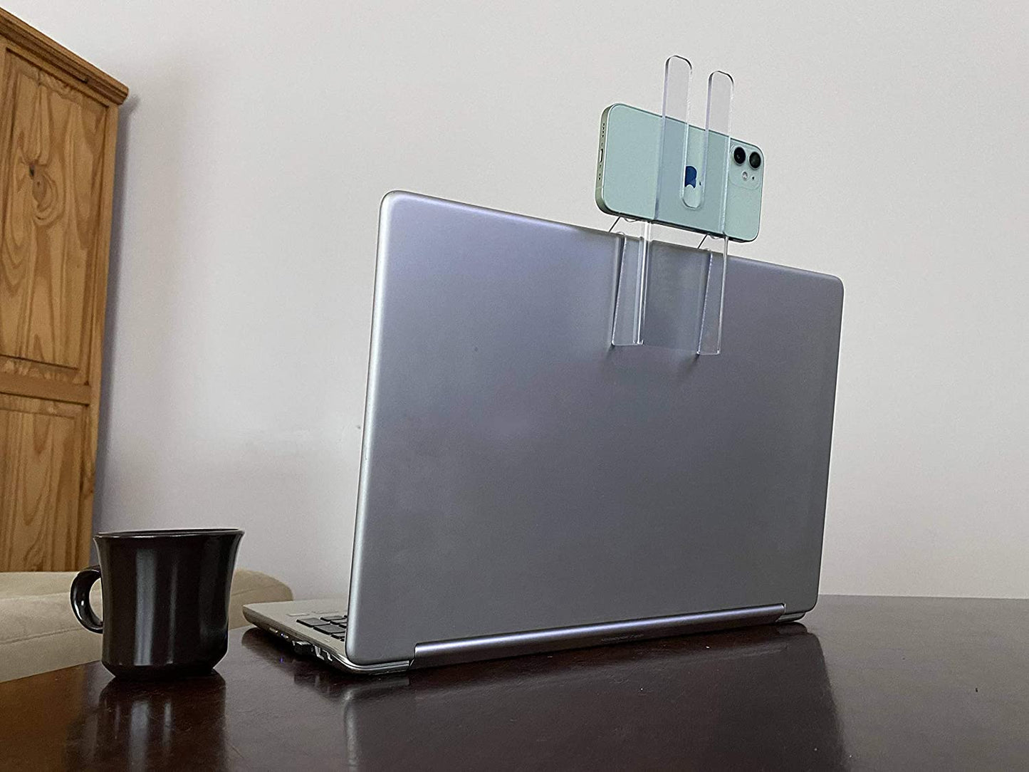 Laptop Cell Phone Mount; Mobile Phone Stand for Top of Laptop; Face Height Cellular Phone Holder  Phone Mount People   