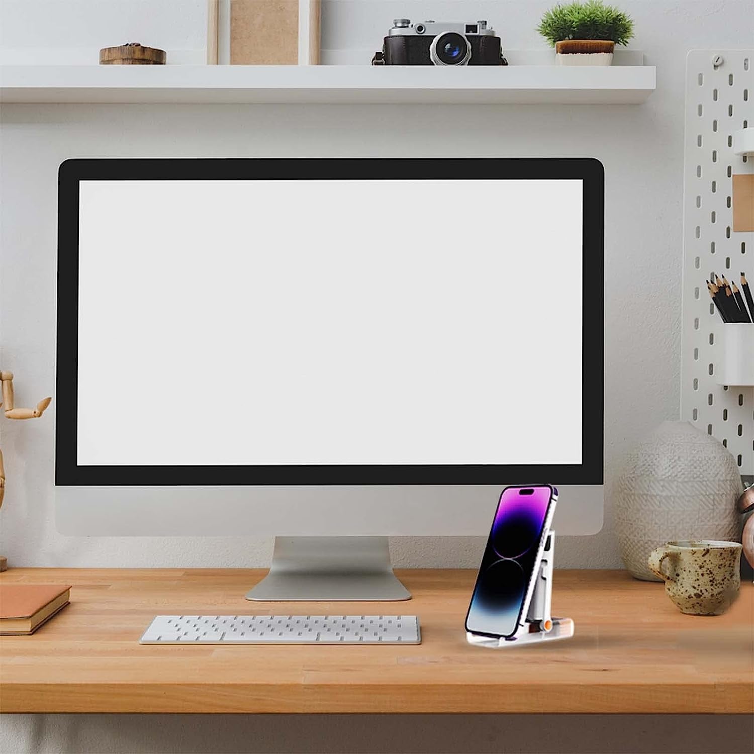 HENEAN 8 in 1 Laptop Screen Keyboard Cleaner Kit, Electronic Cleaning Brush Kit with Cell Phone Stand, Cleaning Tool for Computer/Airpods Pro/Iphone/Ipad/Macbook/Earphone/Pc with 2Ml Mist Spray  HENEAN   