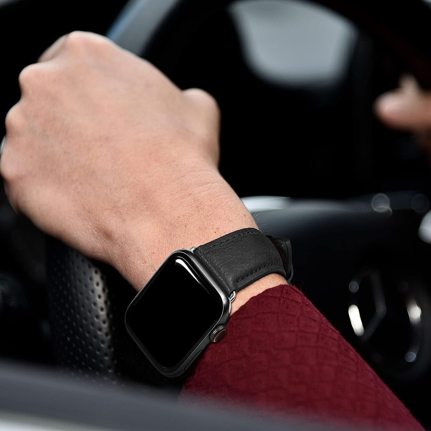 YUETUOL Compatible with Apple Watch Band Leather Replacement Band Strap Men Women Compatible with Apple Watch Ultra SE2 SE Series 8 7 6 5 4 3 2 1 / 38Mm 40Mm 41Mm 42Mm 44Mm 45Mm 49Mm  YUETUOL   