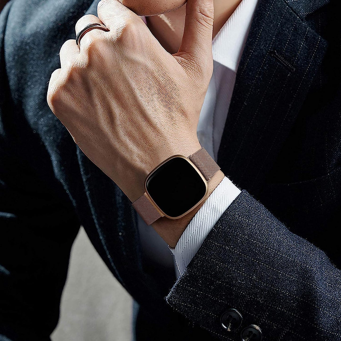 ZWGKKYGYH Bands Compatible with Fitbit Sense Versa 3 Versa 4 and Sense 2 Smartwatch Women Men, Stainless Steel Metal Mesh Magnetic Band Replacement for Sense/Sense 2/Versa 3/Versa 4, Small Champagne  ZWGKKYGYH   