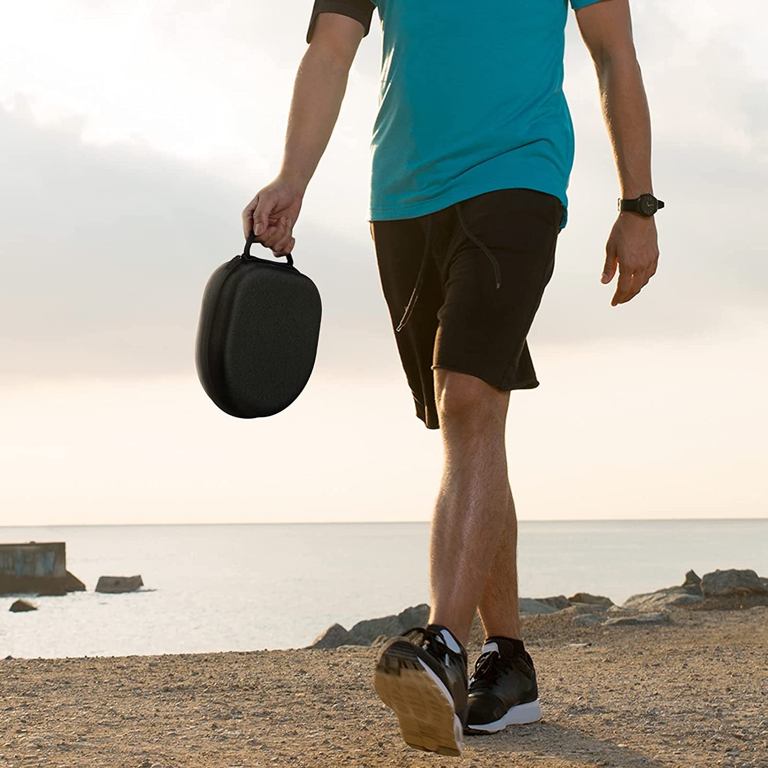 Yinke Smart Case for Apple Airpods Max Supports Sleep Mode, Hard Organizer Portable Carry Travel Cover Storage Bag (Black)  Yinke   