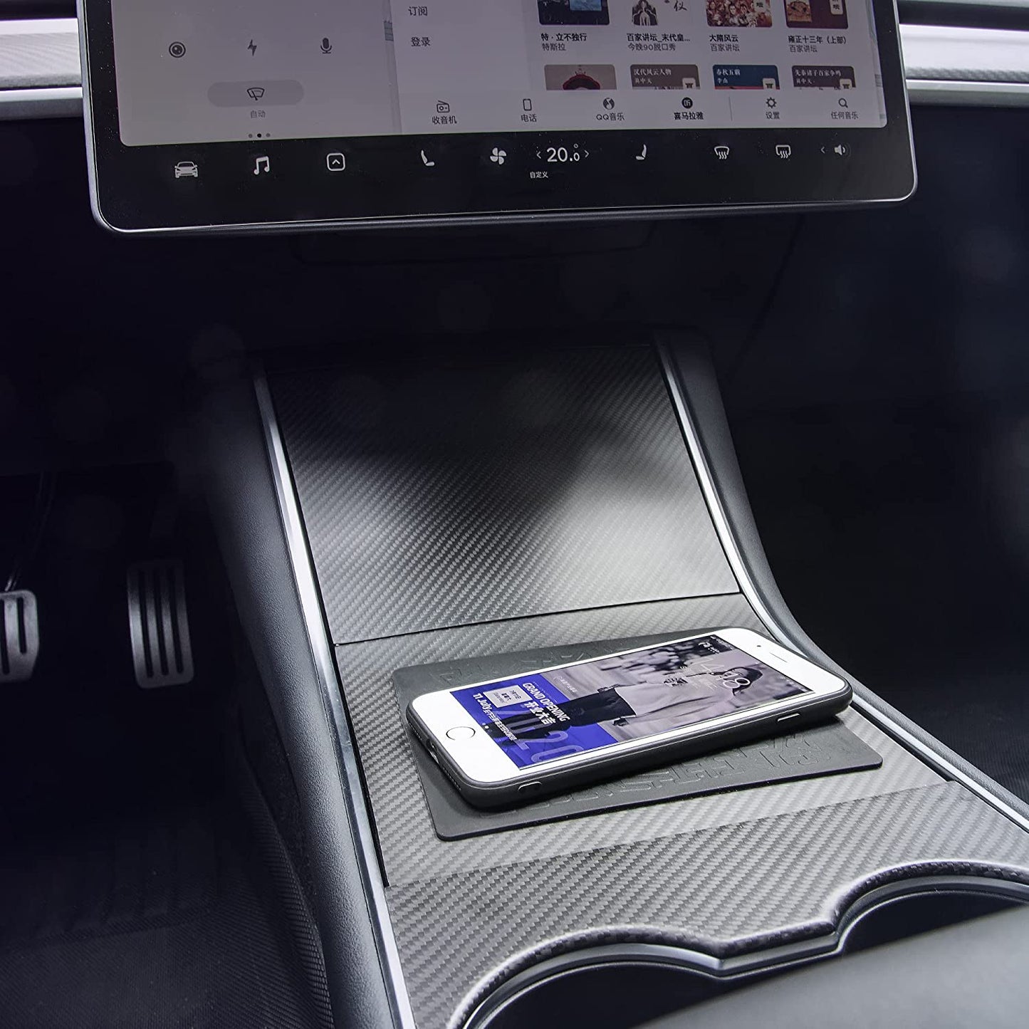 JIMISHA anti Slip Pad Sticky Gripping Pad Sticky Gel Pad Multifunctional Fixate Gel Pads Non-Slip Mounting Pad Cell Pad, 6.3 X 5.1 Inch (2 Pack)  JIMISHA   