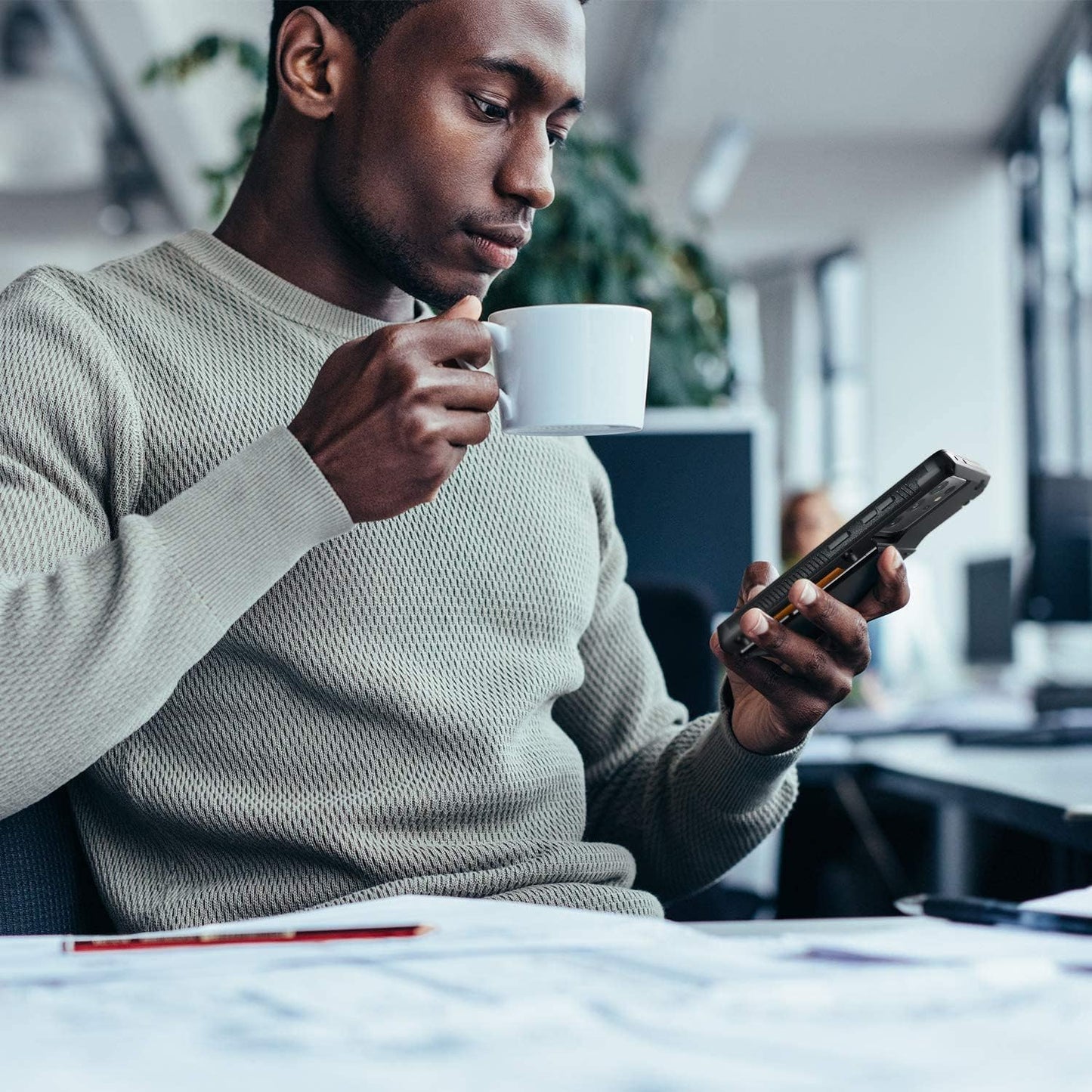 VRS DESIGN Damda Glide Pro Phone Case Compatible with Galaxy S21 Ultra 6.8 Inch (2021) Black  VRS Design   