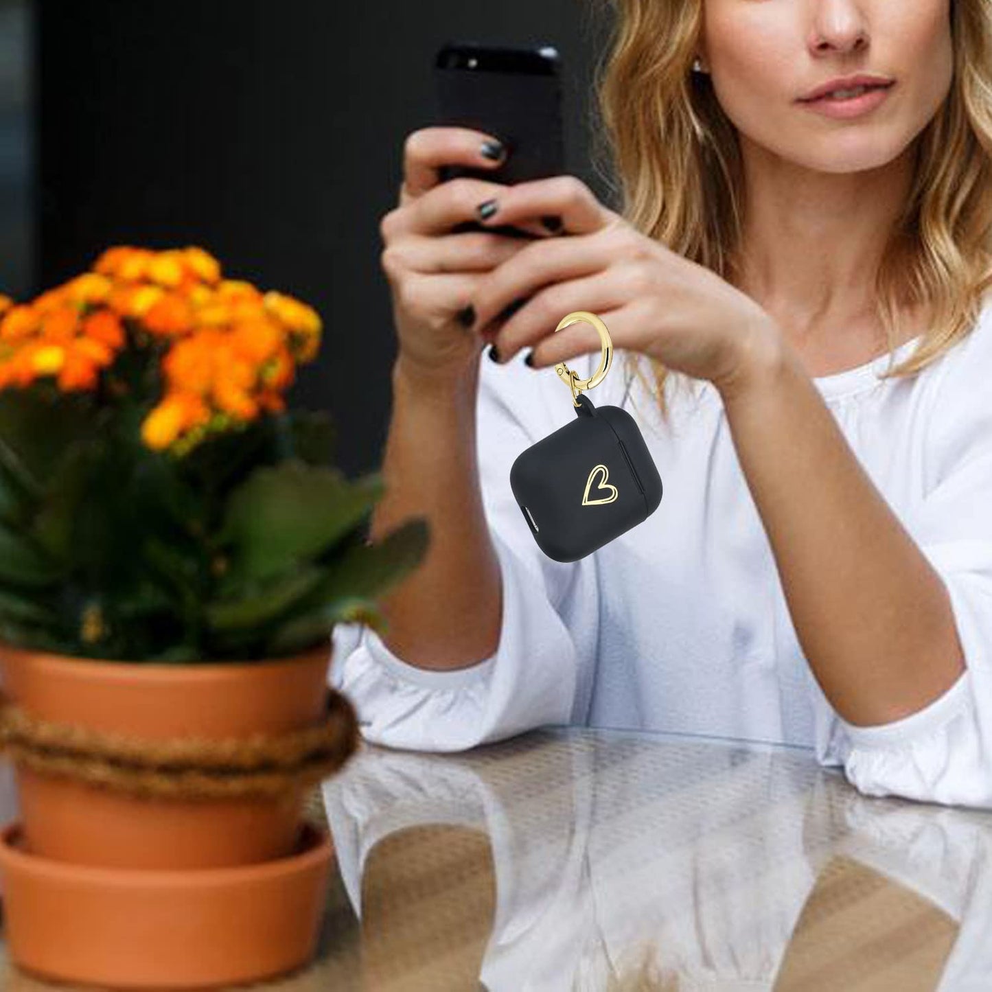 Wonjury Airpods Case Soft TPU Gold Heart Pattern Cute with Keychain Shockproof Cover Case for Girls Woman Apple Airpods 2 &1 - Black  Wonjury   