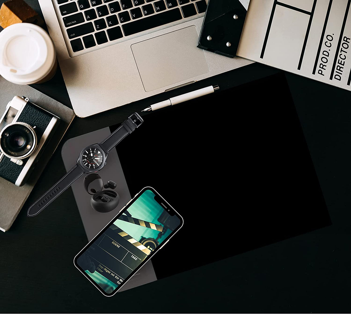 Xavyr Gaming XL Mousepad Deskpad with 3-In-1 Qi Wireless Charger 80 X 30 X 0.4 Cm for Smartphone, Smartwatch & Earbuds Can Charge All 3 Devices Altogether. Free Qi Wireless Receiver  Shenzen Kingsoil   