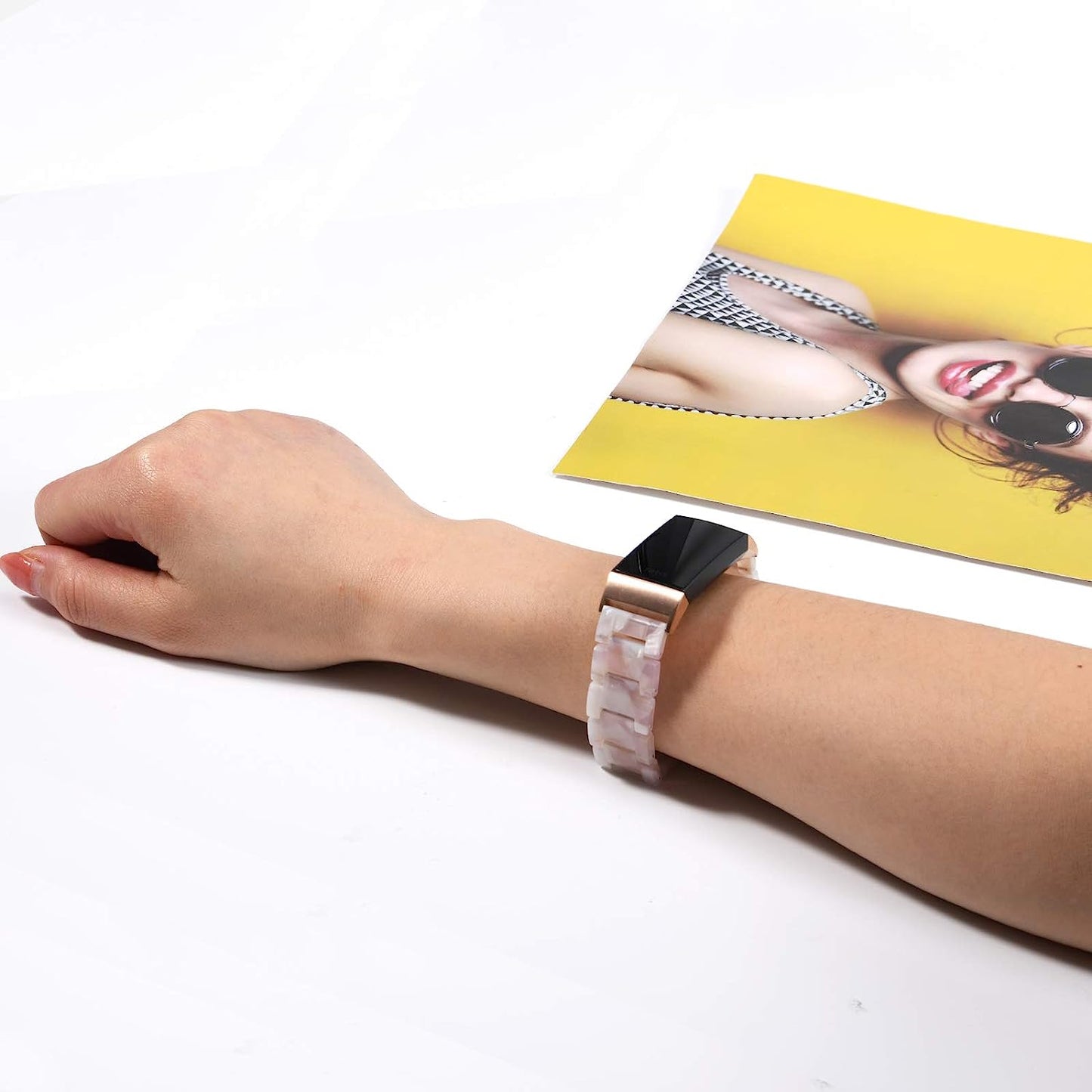 Wongeto Resin Bands Compatible for Fitbit Charge 3 / Charge 4/ Charge 3 SE Band，Replacement Wrist Accessory Rose Gold Buckle Fitness Bands Straps Bracelet Wristbands Women Men (Pink)  Wongeto   