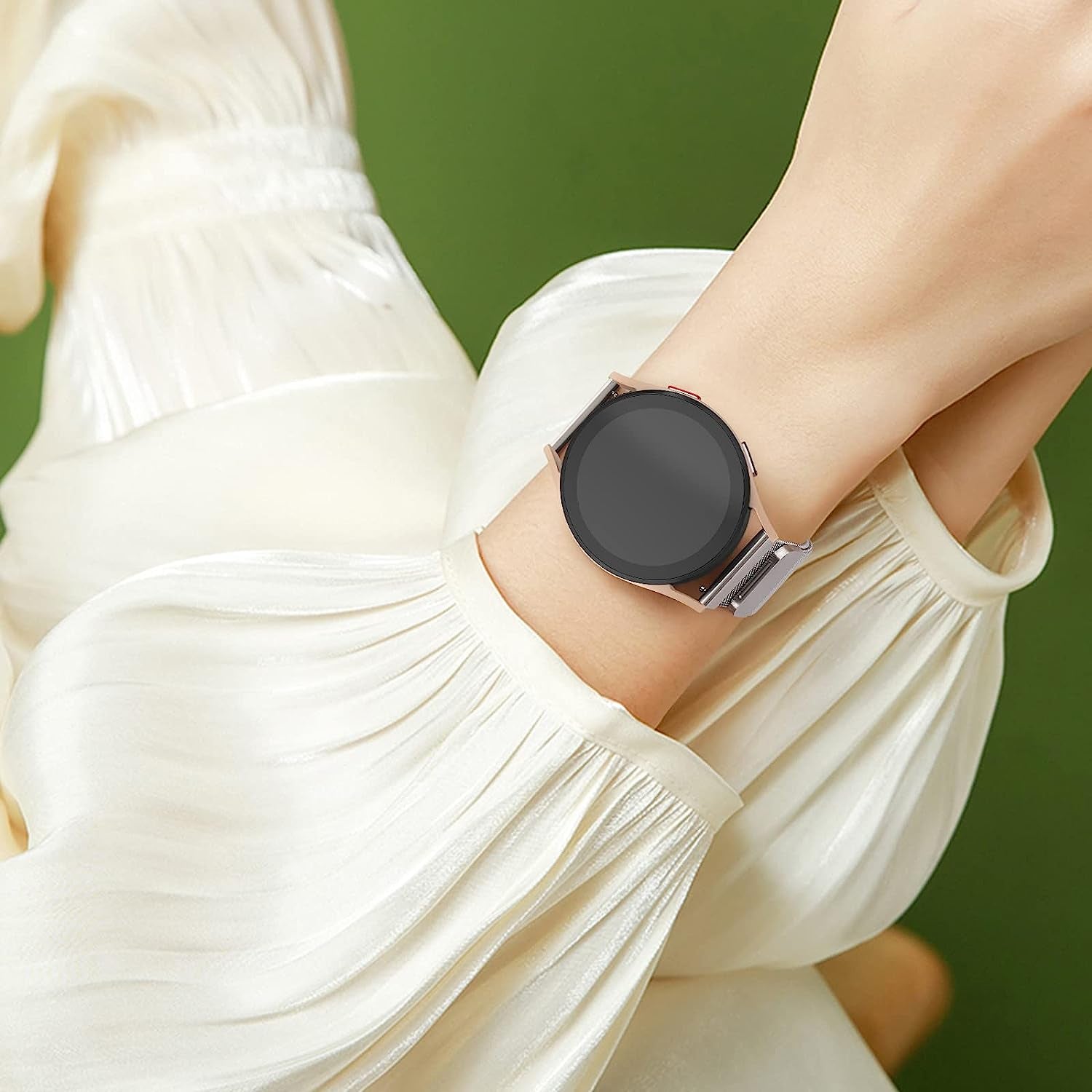 Wanme Metal Bands for Garmin Venu 2 plus / Venu Sq / Venu / Vivoactive 3 Watch Band Women Men, Stainless Steel Mesh Magnetic Replacement Wristband Bracelet Strap for Garmin Vivomove Sport, Vivoactive 3 Music, Forerunner 645 / 245 Music Smart Watch  Wanme   