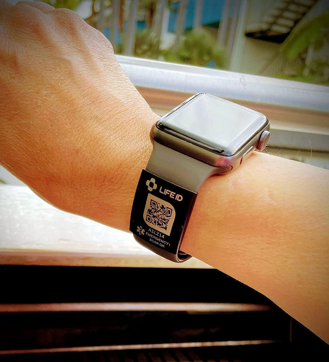 LIFE ID Sleeve Medical ID I Fits Apple Watch Bands & Fitbit Bands I Free Profile Dashboard I No Subscriptions Fees I Edit Information Anytime I 22Mm Wide  LIFE ID   