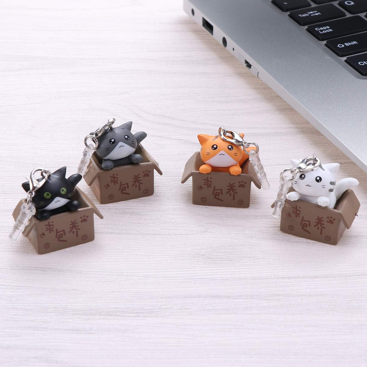 UKCOCO Cute Cat in Boxes Dust Plug Stopper Universal 3.5Mm Silicone anti Dust Earphone Jack Plug Cap for Iphone Samsung and Others Smartphone(Random Color) 1PCS  UKCOCO   