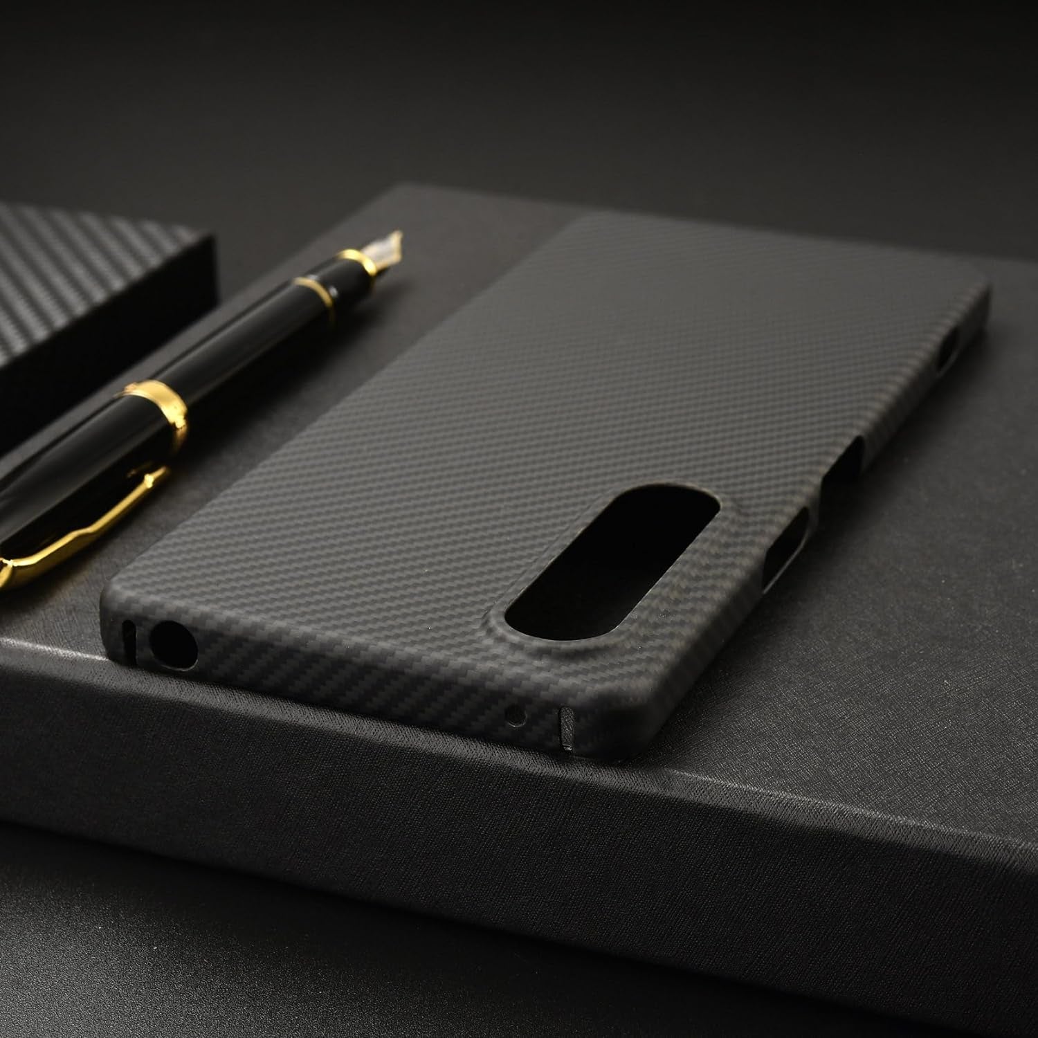 GIMENOHIG Ultra-Thin and Lightweight Rare 600D Aramid Carbon Fiber Case for Sony Xperia 1 V Phone Protective Cover (600D Black)  GIMENOHIG   