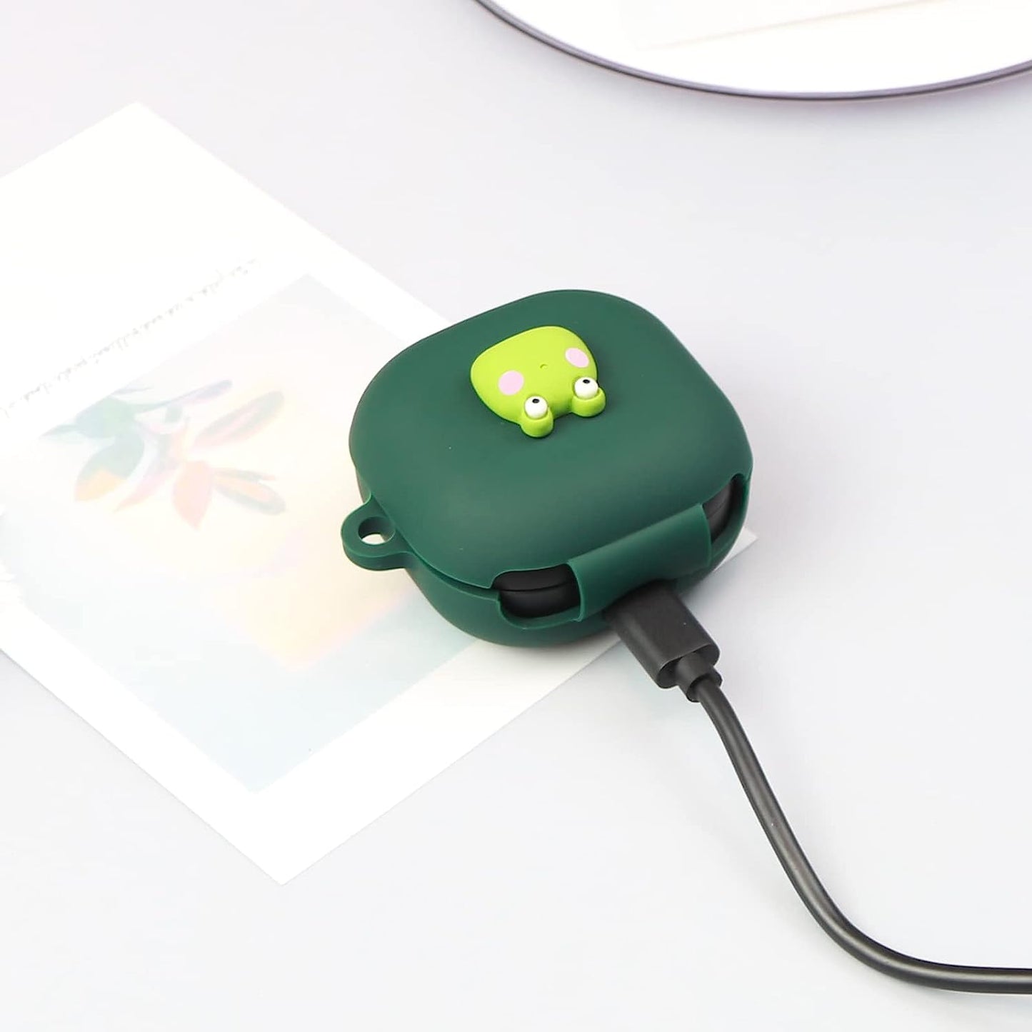 Wonhibo Cute Frog Case for Samsung Galaxy Buds 2 Pro/Galaxy Buds 2/ Galaxy Buds Pro/Galaxy Buds Live,Green Silicone Earbuds Cover with Keychain  Wonhibo headphone case   