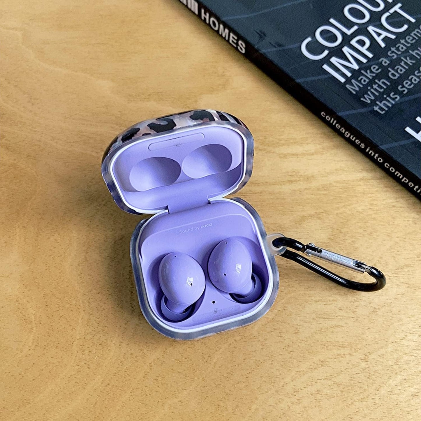 HENJI Case for Samsung Galaxy Buds 2 Case (2021) / Galaxy Buds Pro Case (2021) / Galaxy Buds Live Case (2020), Full Protective Pearl Shell Cover with Pearl Keychain for Women Girl (Leopard Grain B)  HENJI   