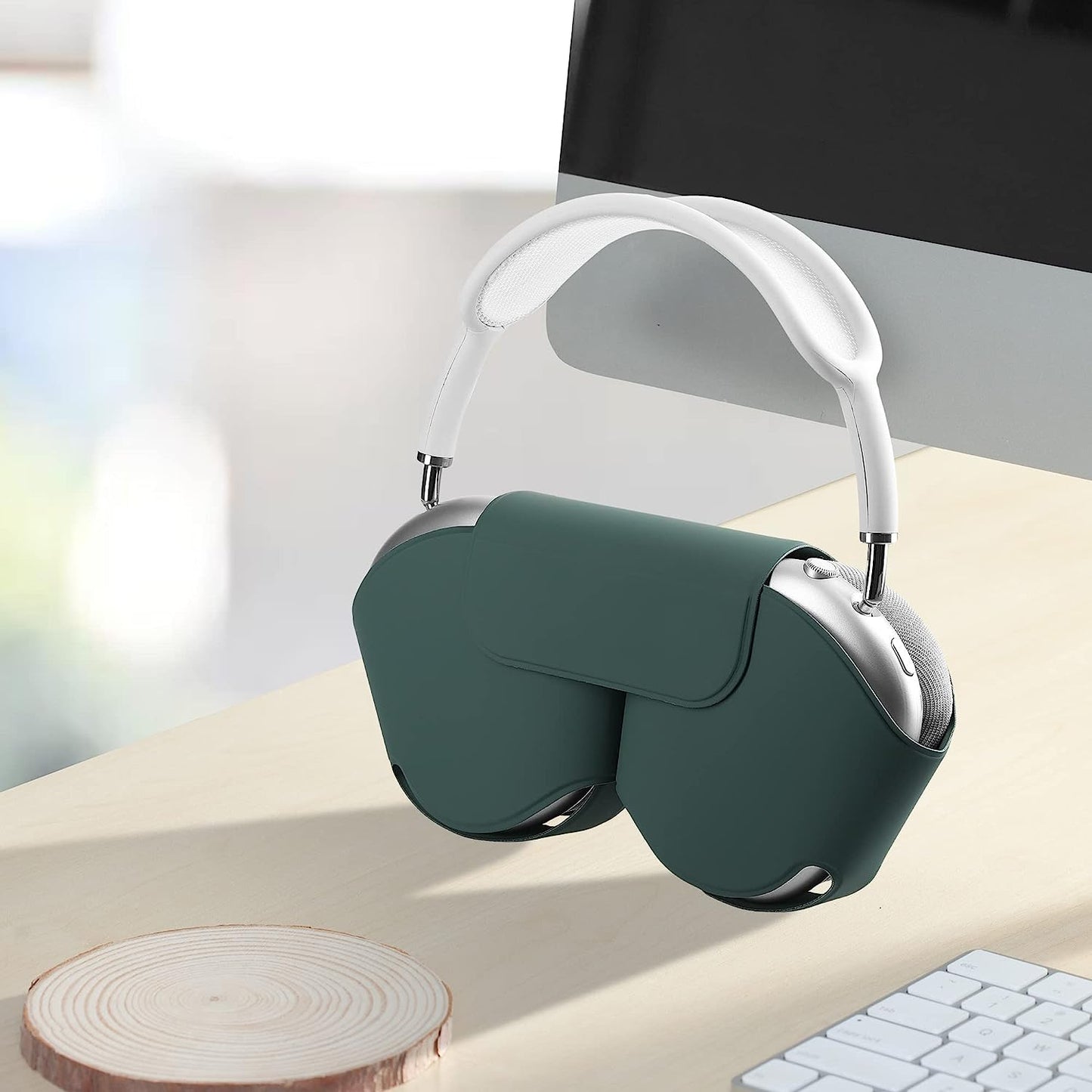Kwmobile Case Compatible with Apple Airpods Max Case - Polyester Protective Cover for Headphones - Green  KW-Commerce   