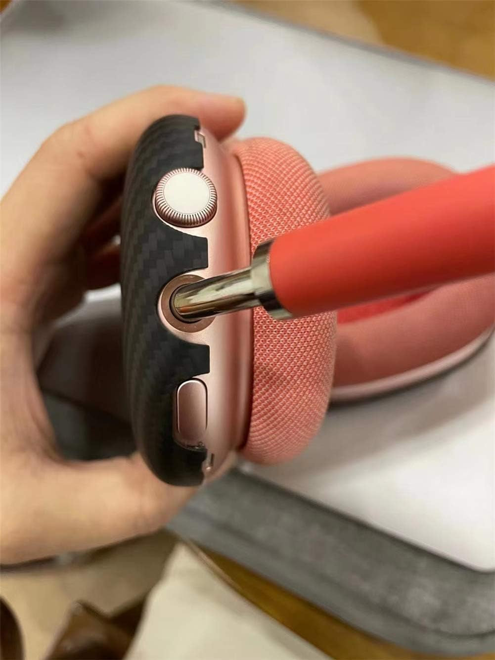 DAYJOY Genuine Aramid Fiber Case Compatible with Airpods Max, Carbon Fiber Headphone Cases Box Earphone Protective Slim Case Cover for Airpods Max(Matte Black)  DAYJOY   