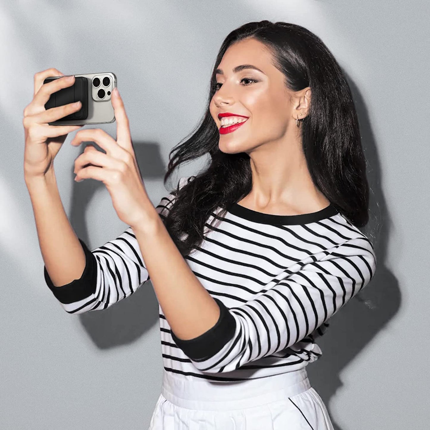 Yiisonger Magnetic Wireless Portable Charger, Foldable 10000Mah Battery Pack with USB-C Cable LED Display, Magnetic Power Bank 22.5W PD Fast Charging for Iphone 14/13/12/Pro/Mini/Pro Max（Dark Blue  Shenzhen Zhilianxintong Electronics Co., Ltd   