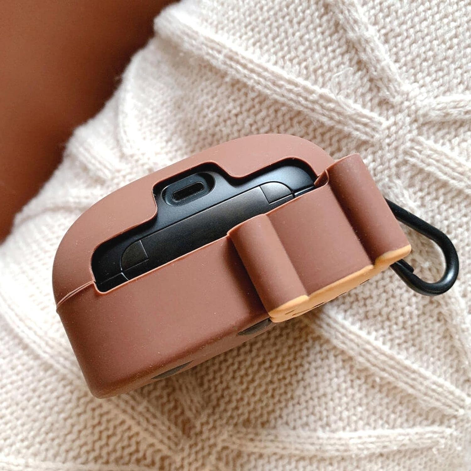 Powerbeats Pro Wireless Earbuds Case Cover Silicone Protector Skin Cute Cookie Bear with Carabiner Keychain for Girls  AKIKOH   