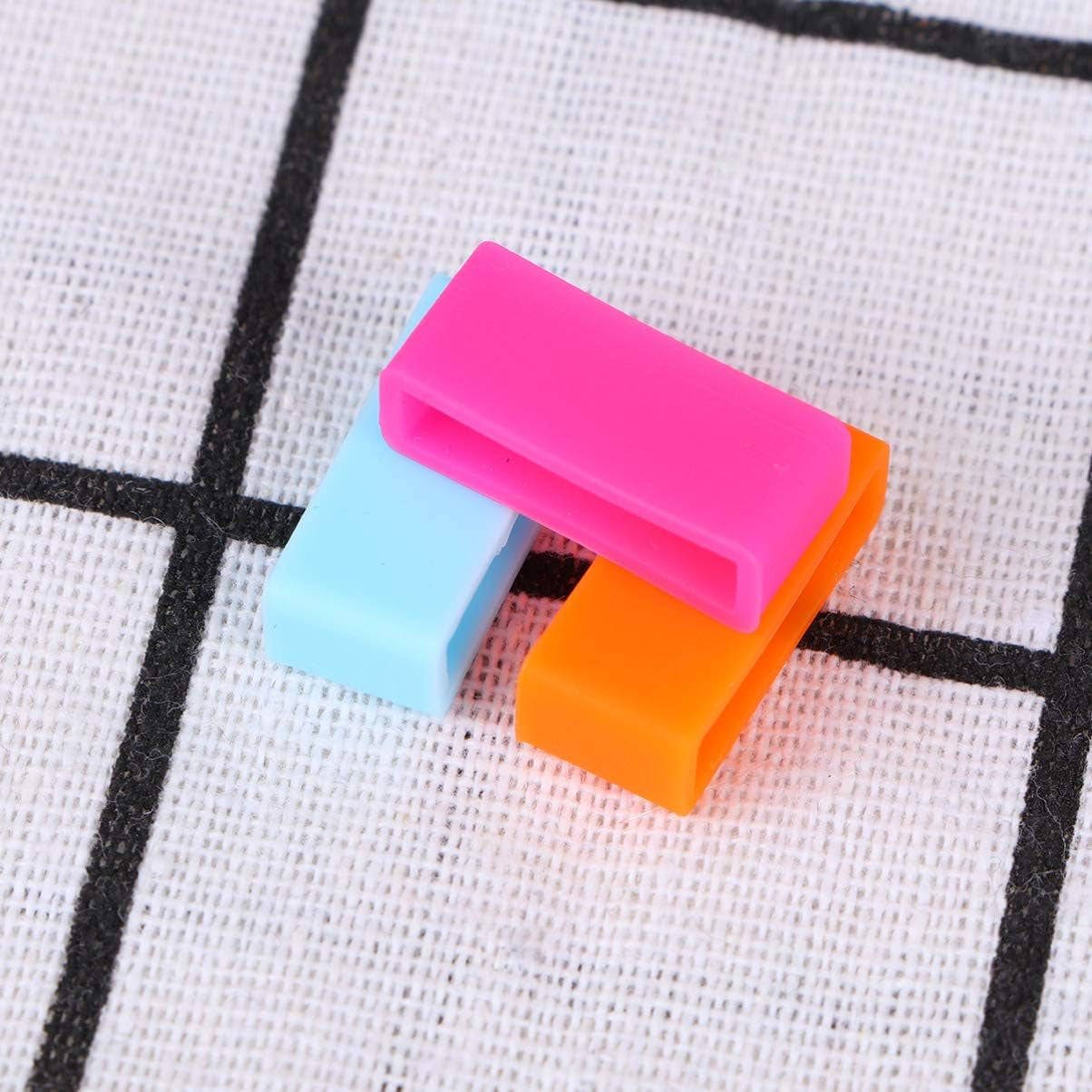 UKCOCO Band Secure Rings 20PCS Anti-Slip Watch Band Watchband Movable Rings Silicone Quick Release Watch Band for Women and Men (Random Color)  UKCOCO   