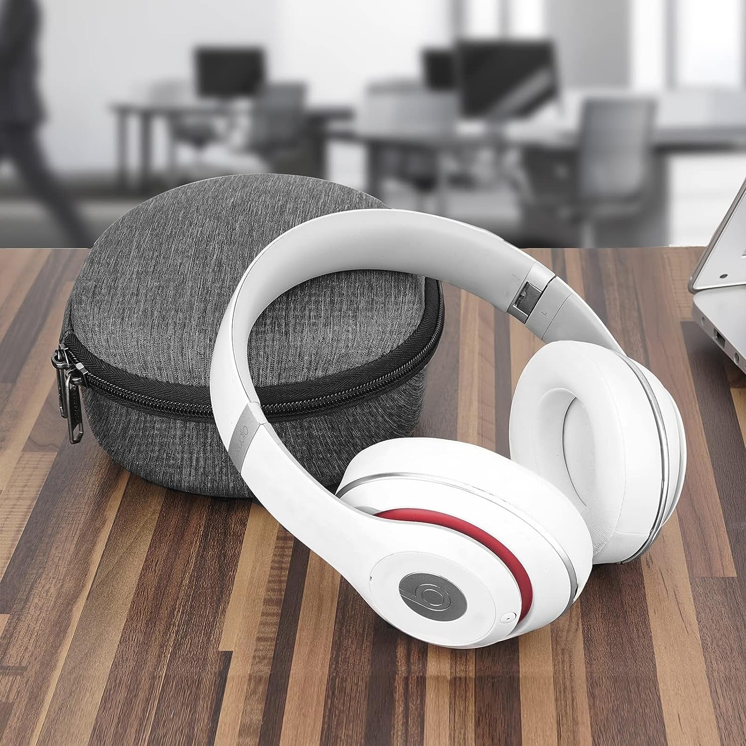 Kingshion Hard Headphone Case Compatible with Beats Studio3.0 Wireless, Studio2.0 Travel Carrying Bag for Studio, Solo Pro Headphones (Dark Grey)  Kingshion   