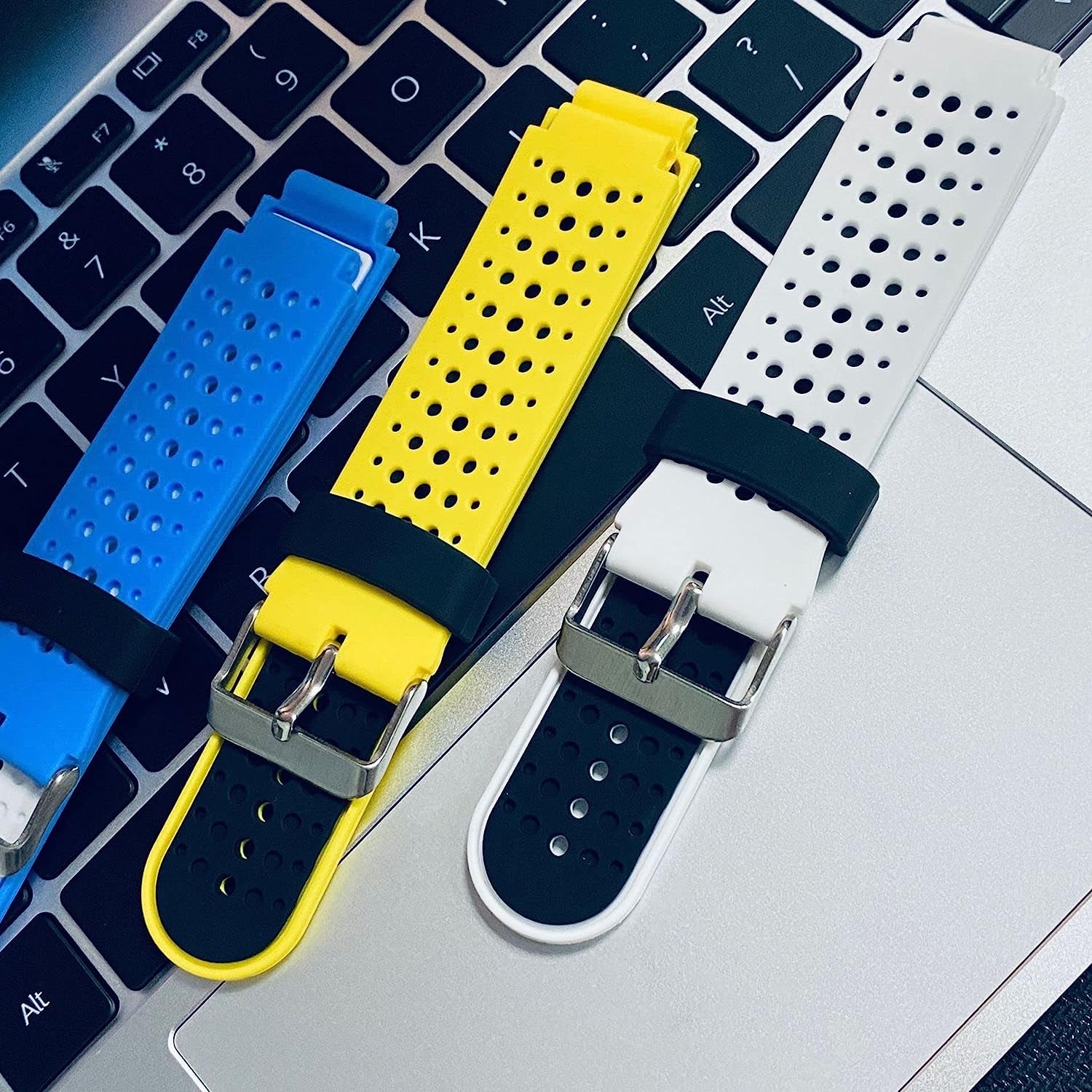 HOUCY Sport Watch Band for Garmin Forerunner 735XT 735/220/230/235/620/630 Watch Soft Silicone Strap Replacement Watch Band  HOUCY   