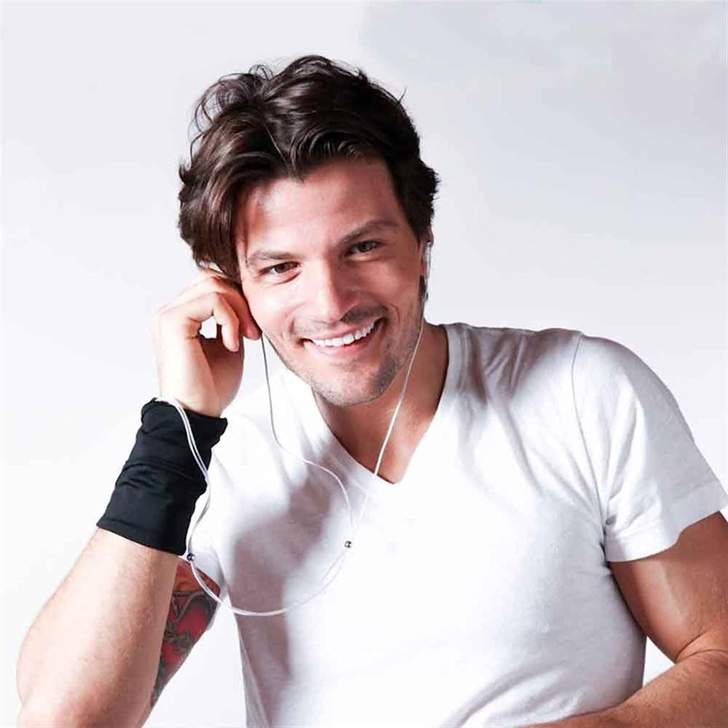 ACULIP Phone Arm Bands for Running, Anti-Slip Arm Bag Ultra-Thin Wristband Wrist Armband Phone Pouch Holder Sports Bags for Fitness Cycling Running (Color : Pink)  ACULIP   