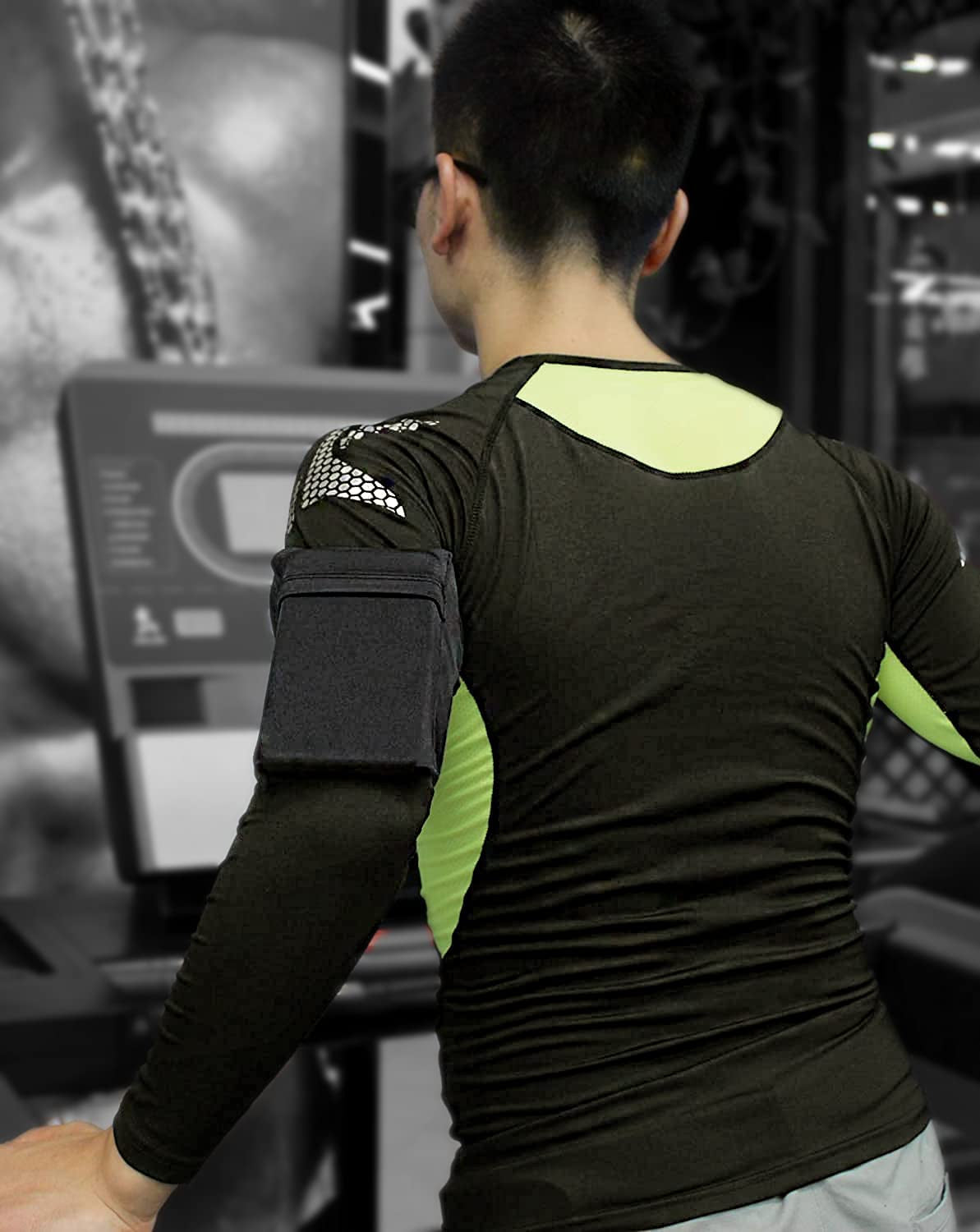 Cell Phone Leg Band & Armband for All Phones with Adjustable Elastic, Sport Leg & Arm Band for Running, Walking, Equestrian, Motorcycle or Hiking (Black)  YUNYILAN   