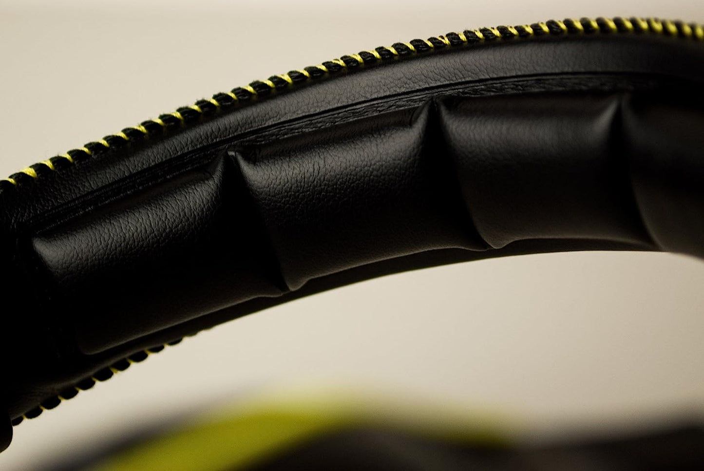 Snakebyte Snakebyte Python 3400S - Wired Stereo Gaming Headset for PS4 / Xbox One / PC / Tablet / Smartphone with 3.5Mm Jack - Playstation 3;Playstation 2;Playstation;  Snakebyte   