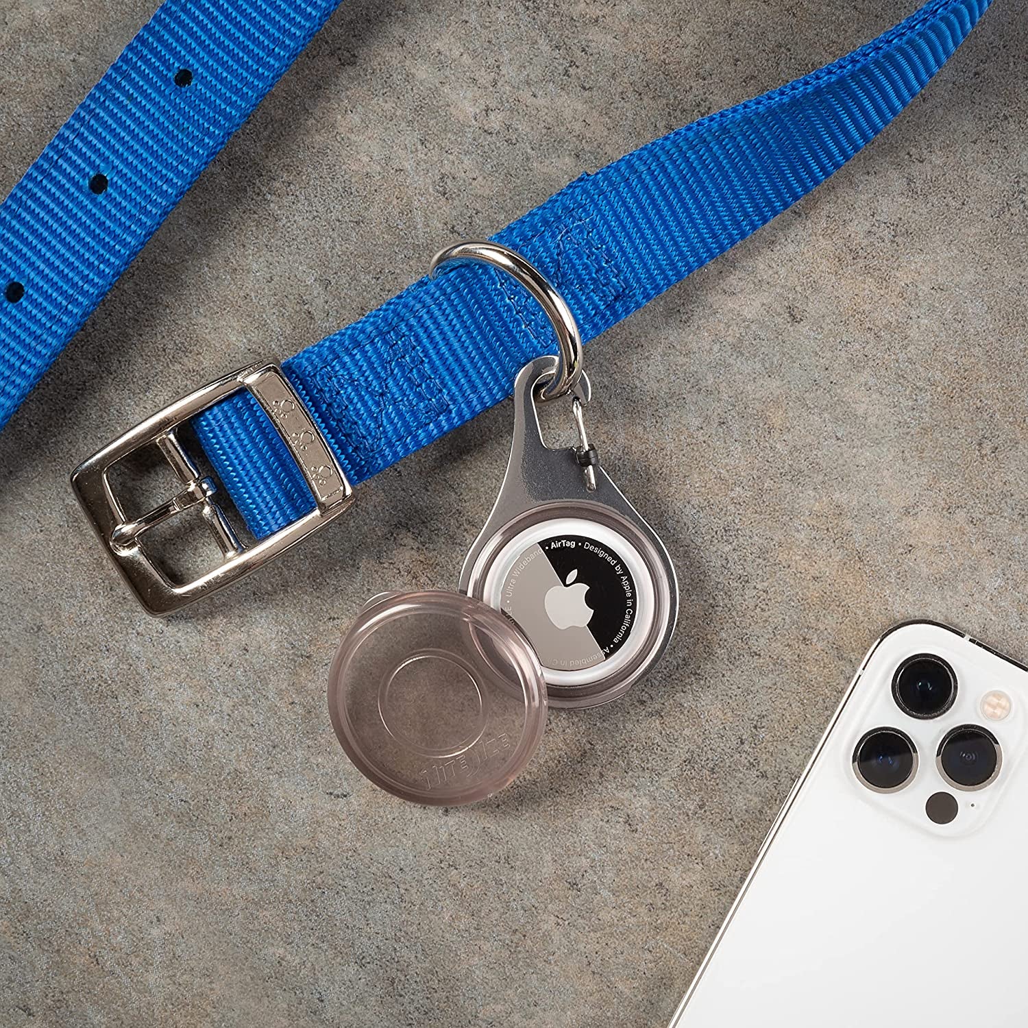 Nite Ize, Inc. WATP-06T-R6 Nite IZE Wearabout Clippable, Apple Airtag Locking Carabiner for Pets, Smoke Tracker Holder  Nite Ize, Inc.   